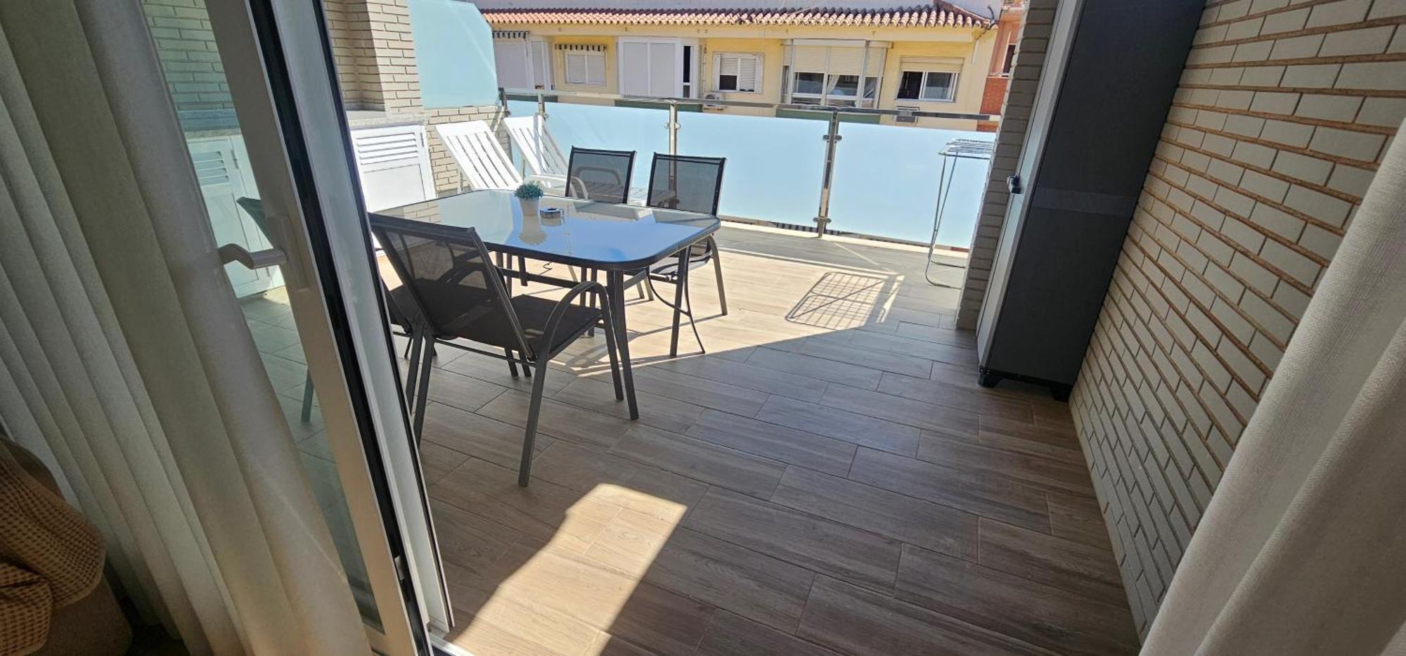 Apartament Vitarka, Atico Del Mar *